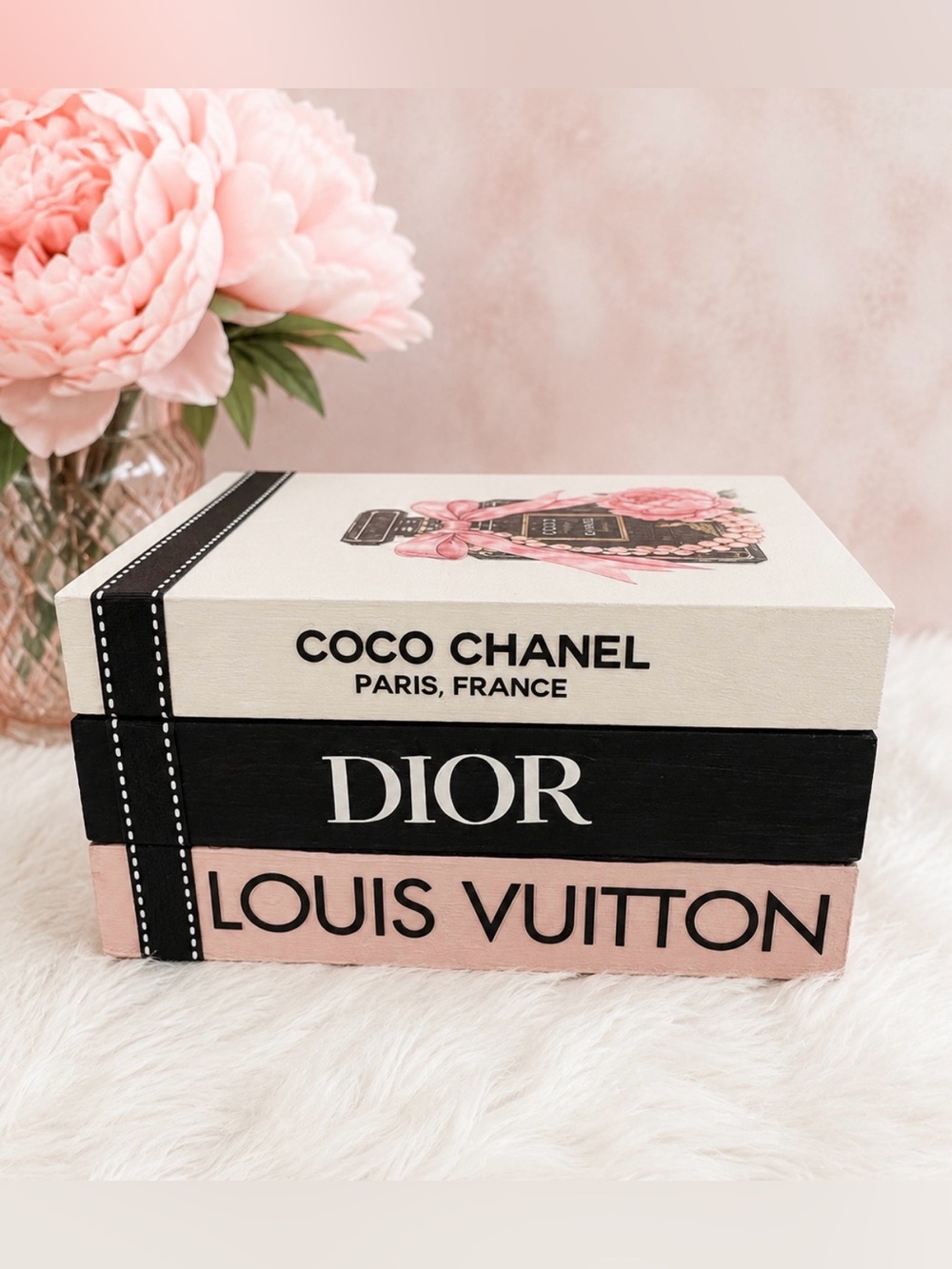 Boutique-Style Book Box with Storage Pink, Black & Cream